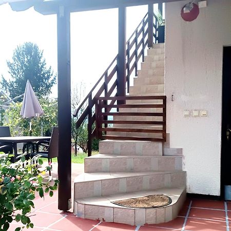 Apartment Rea Zabok A2-3km Kültér fotó