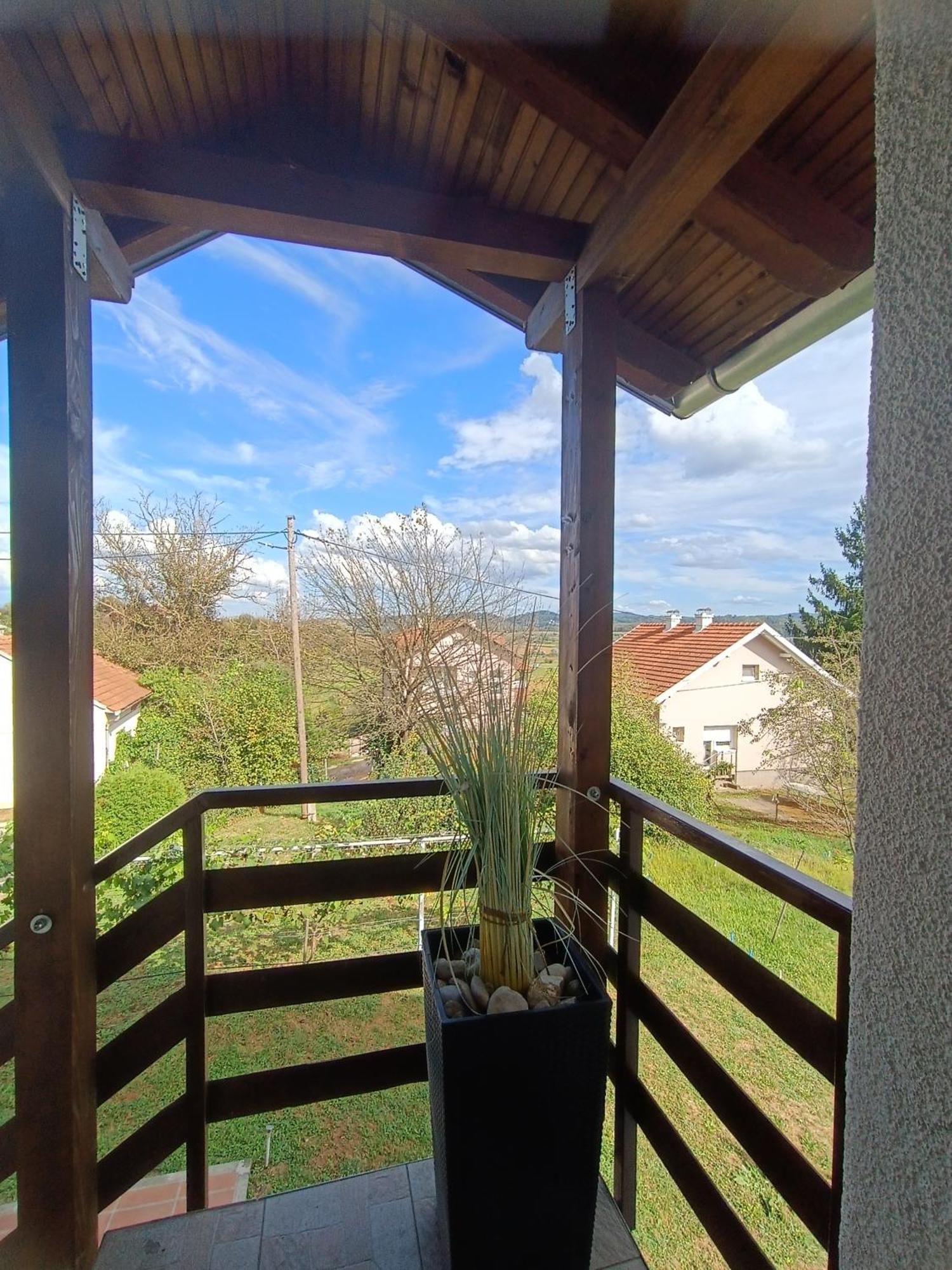 Apartment Rea Zabok A2-3km Kültér fotó