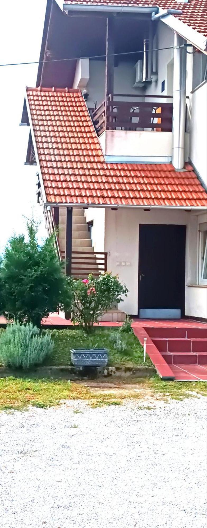 Apartment Rea Zabok A2-3km Kültér fotó