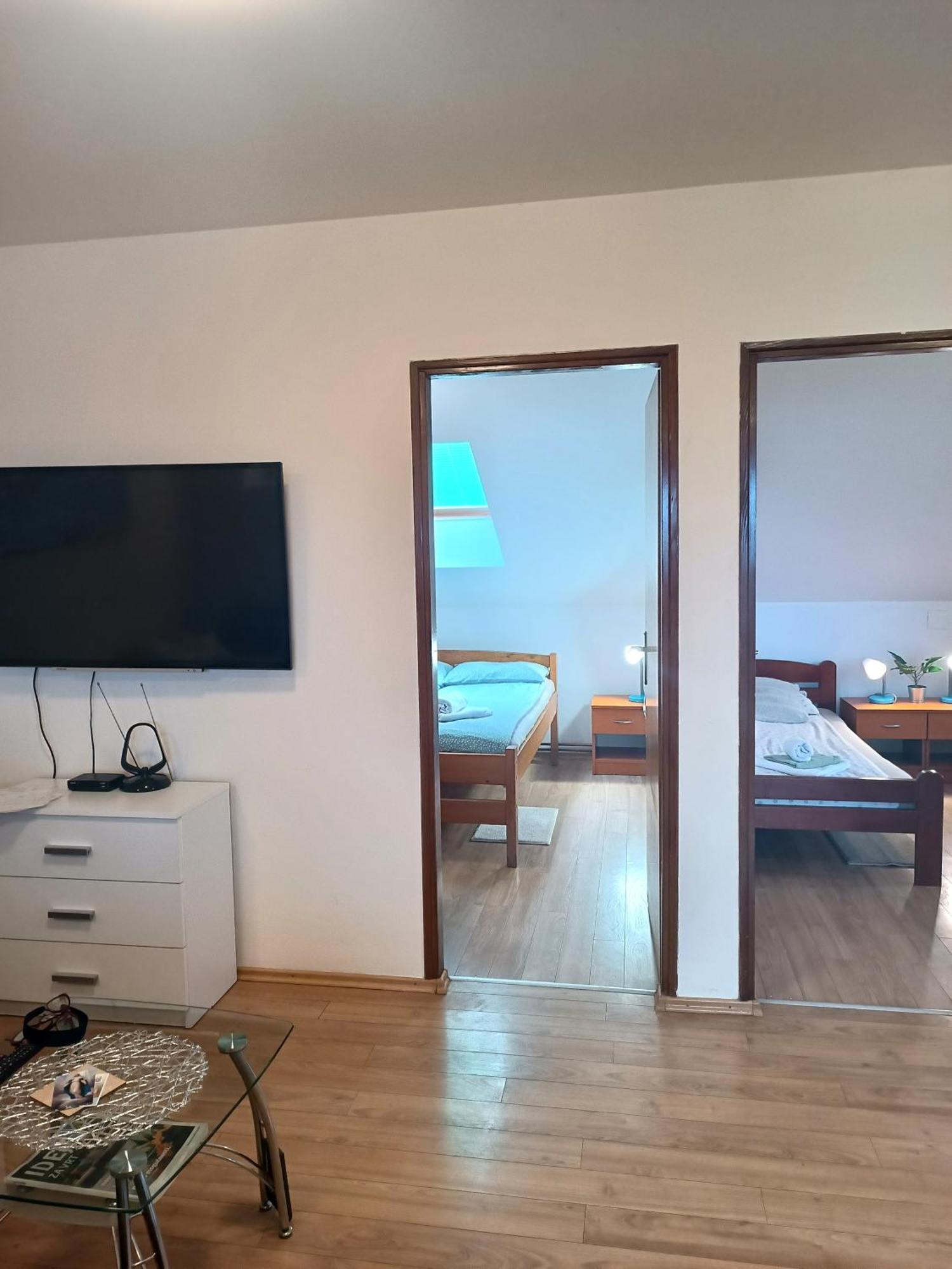 Apartment Rea Zabok A2-3km Kültér fotó