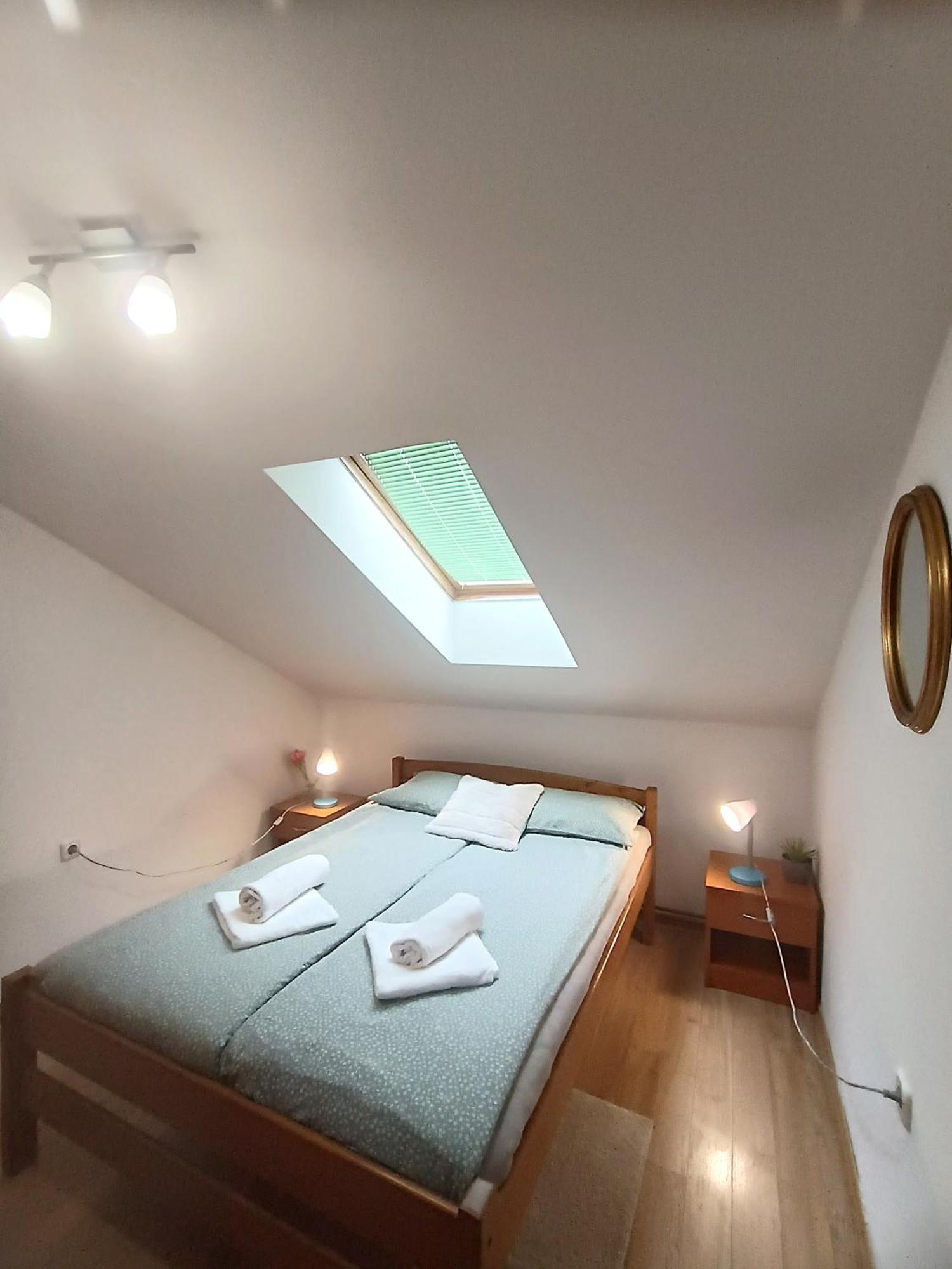 Apartment Rea Zabok A2-3km Kültér fotó