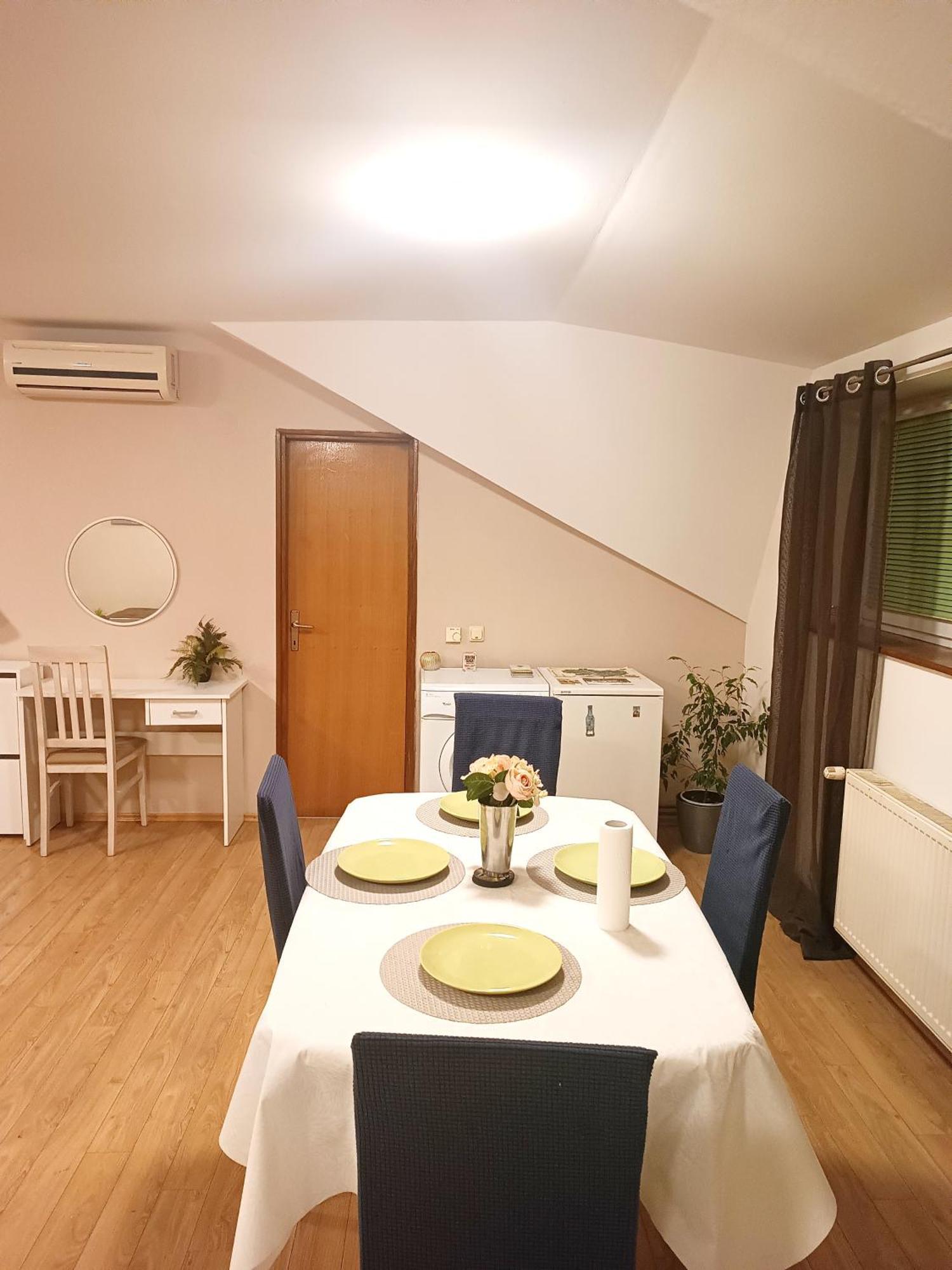 Apartment Rea Zabok A2-3km Kültér fotó